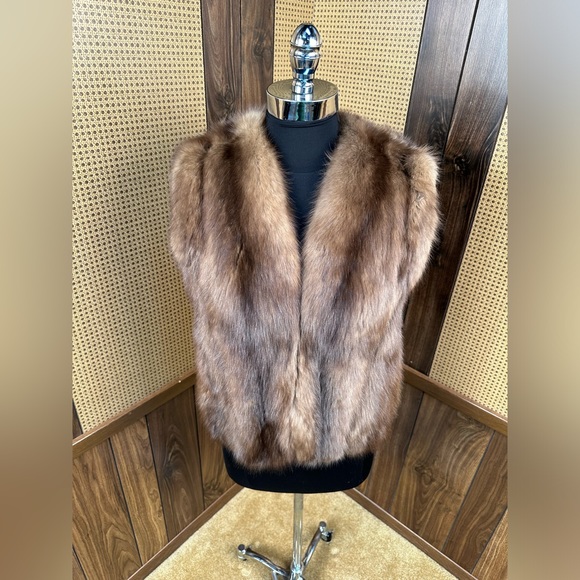 JERRY SORBARA NEW YORK DESIGNER RUSSIAN SABLE FUR VEST JACKET COAT SMALL 2 - 4 - Picture 2 of 13